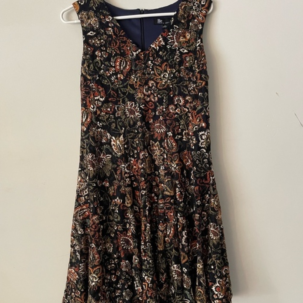 Be by CHETTA B short sleeve knee length dress